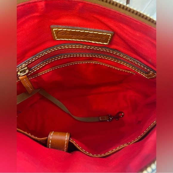 Dooney & Bourke Pebble Grain Large Tassel Crossbody, black 🖤 - Picture 9 of 12